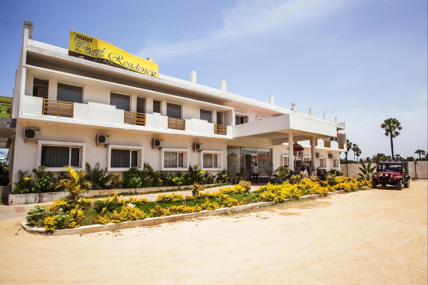 Hotel Pearl Residency