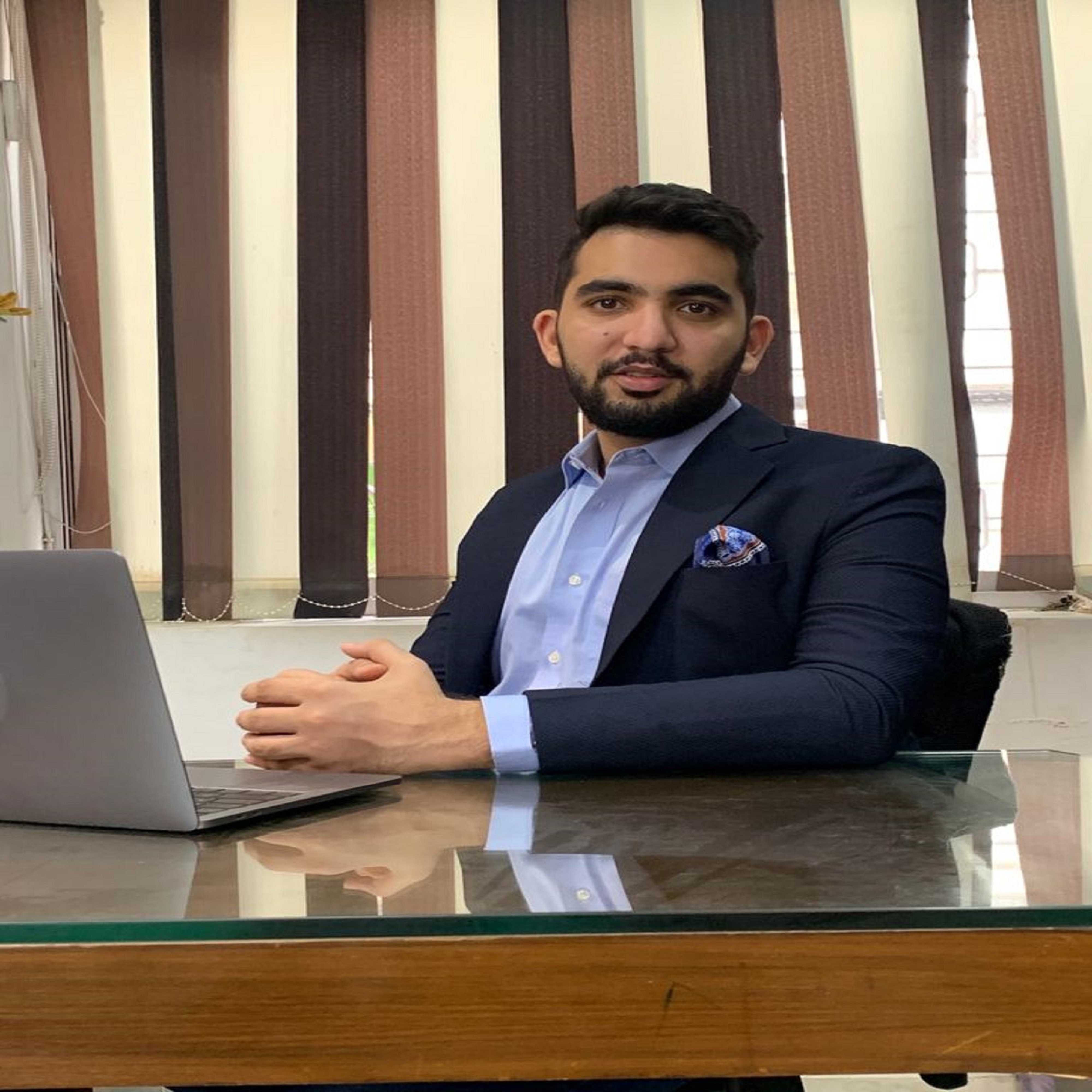 Windsor Suites 𝗕𝗢𝗢𝗞 Kolkata Aparthotel 𝘄𝗶𝘁𝗵 𝗙𝗥𝗘𝗘 𝗖𝗮𝗻𝗰𝗲𝗹𝗹𝗮𝘁𝗶𝗼𝗻