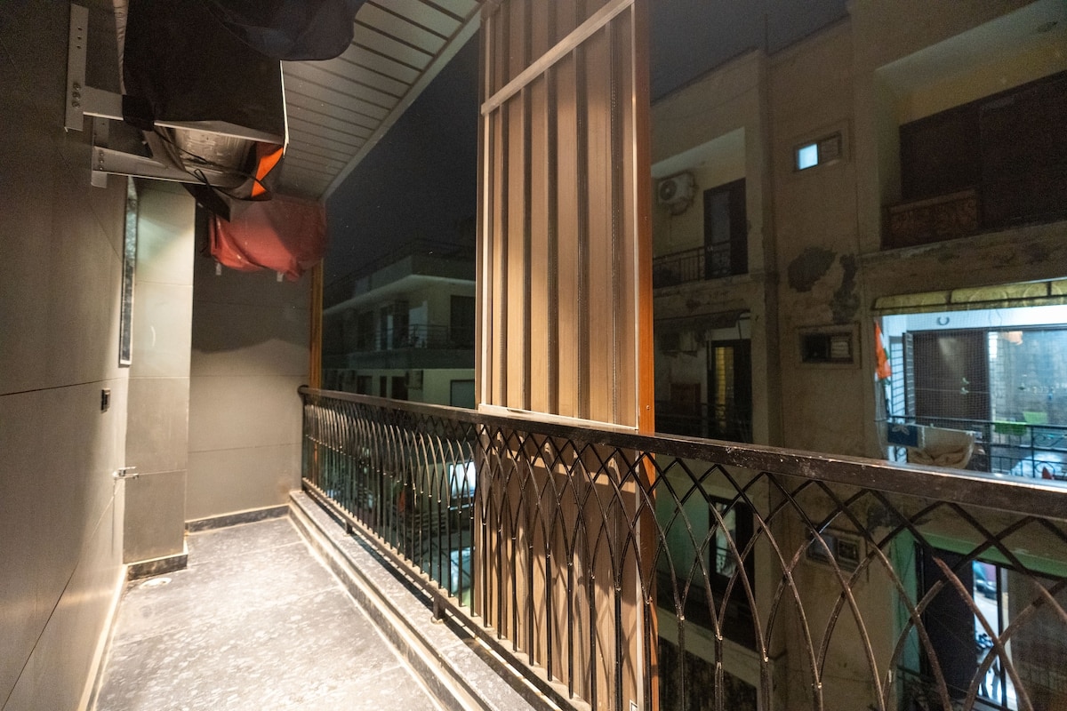 Address of Homlee Gold Star 3BHK Vasant Kunj - Homestay in Delhi