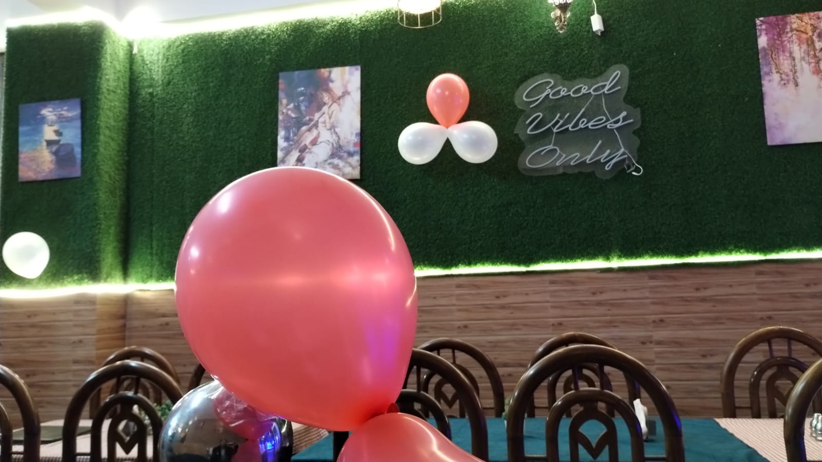 hotel grand hill & restaurant