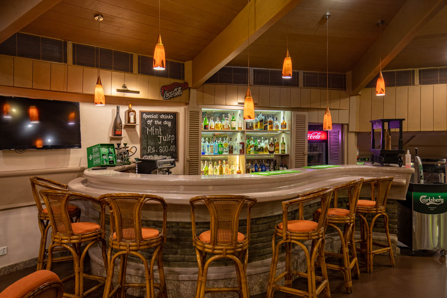 Circle Bar