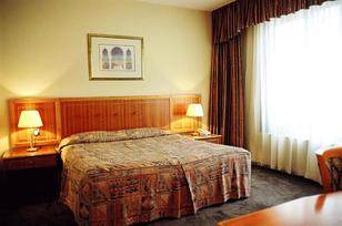 Emirates Plaza Hotel - Central, Abu Dhabi