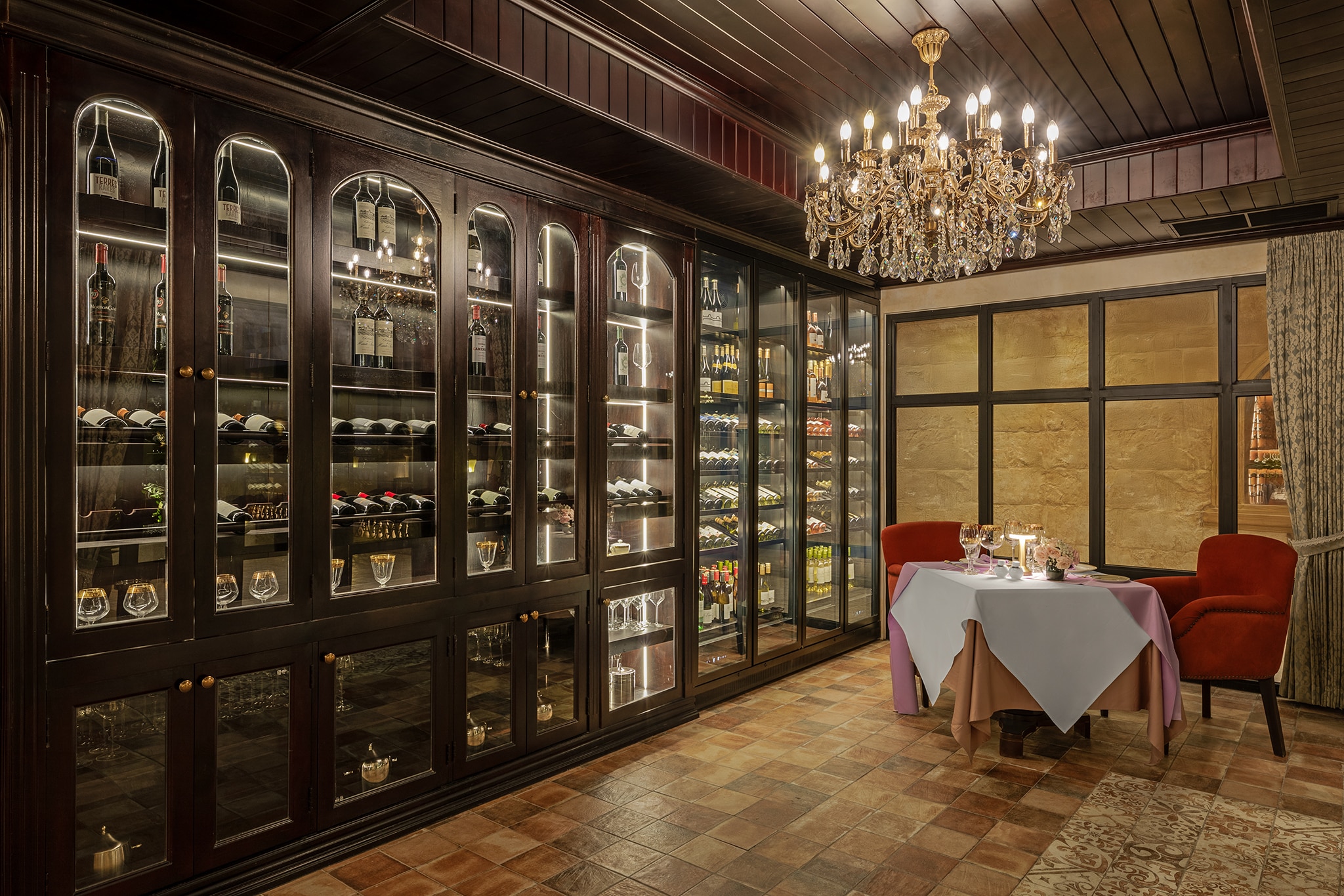 Luna Wine Bar