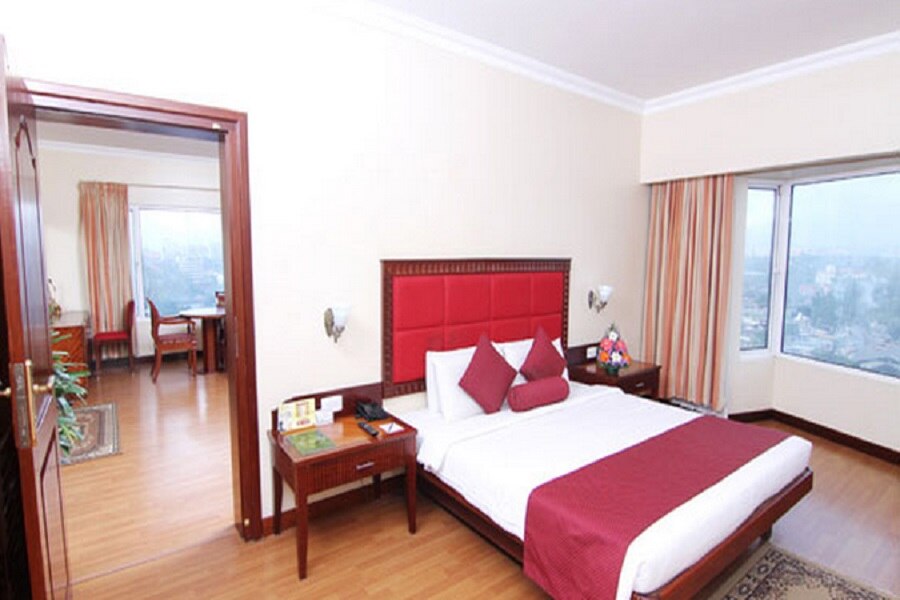 Hotel Ashoka Inn Thrissur INR 600.0 OFF ( ̶3̶0̶0̶0̶ ) Hotel 𝐏𝐡𝐨𝐭𝐨𝐬