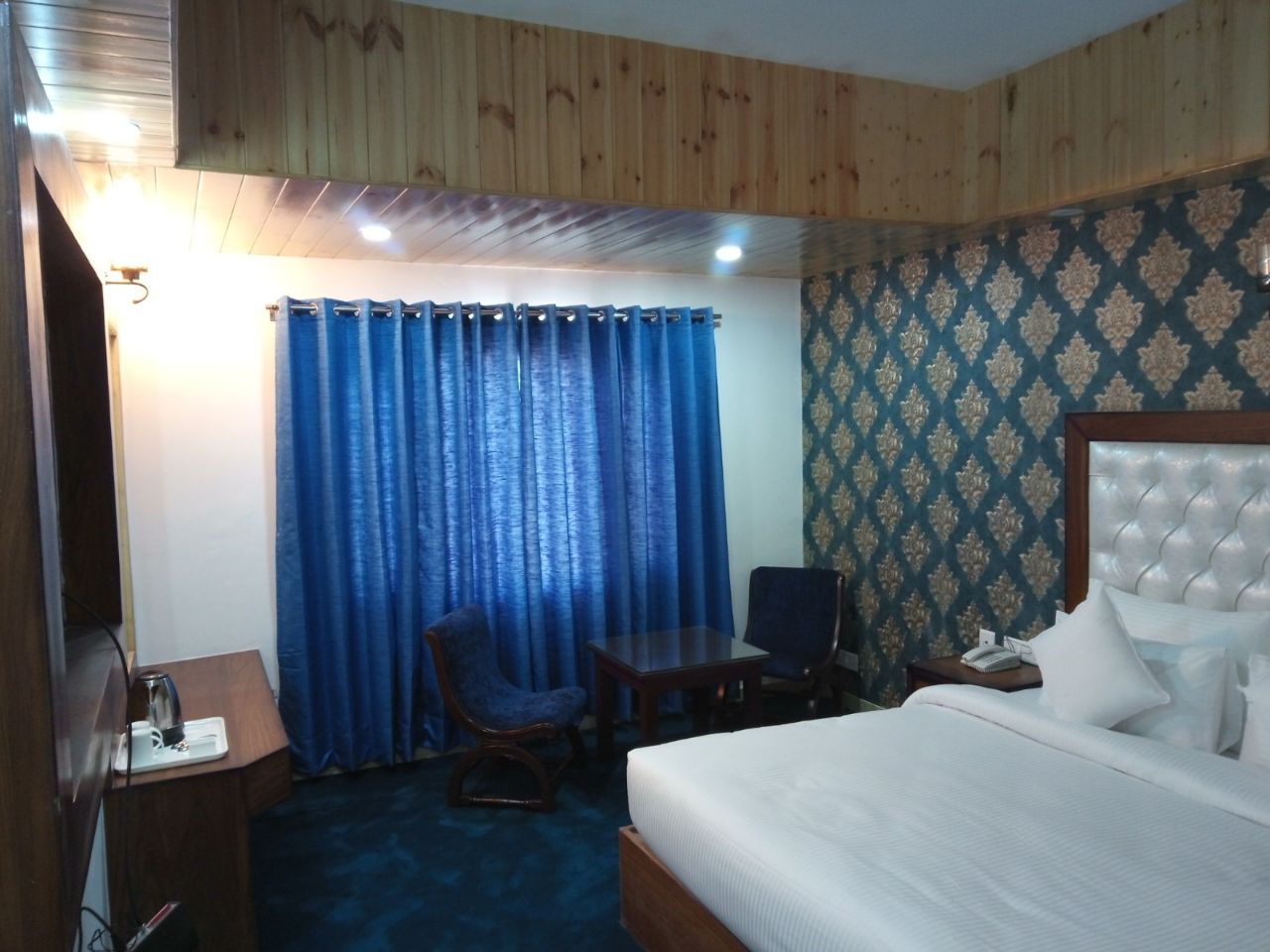 Hotel The Twin Towers Shimla INR 552 OFF   5  0  0  0                                                        