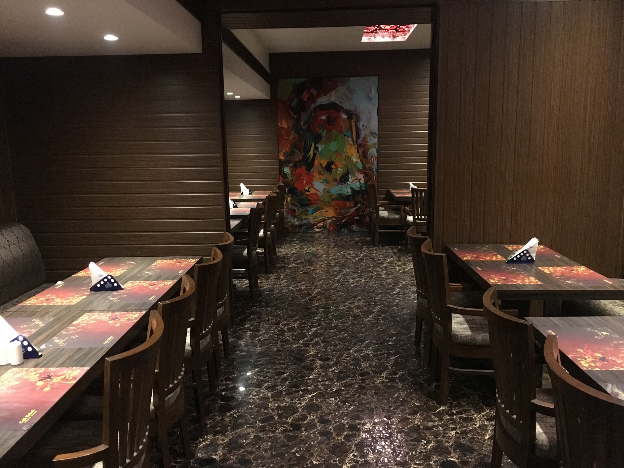 Lawrence Restro Bar