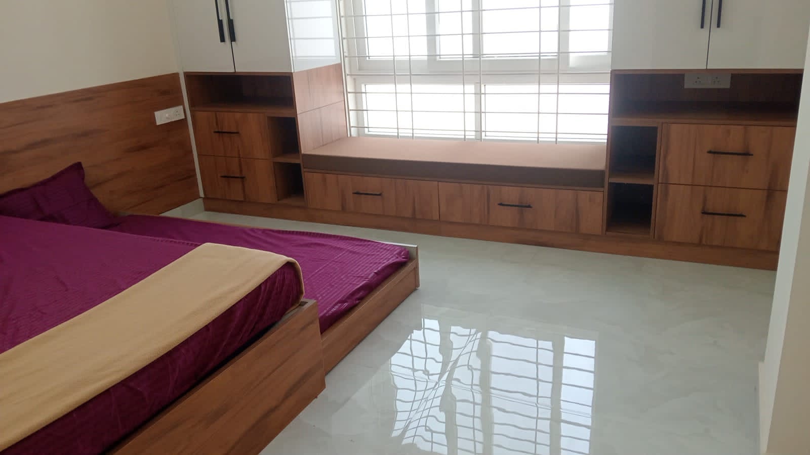 Curated visual reference: Gallery Detail: Sky High Luxury Vacation Home 𝗕𝗢𝗢𝗞 Hyderabad Apartment