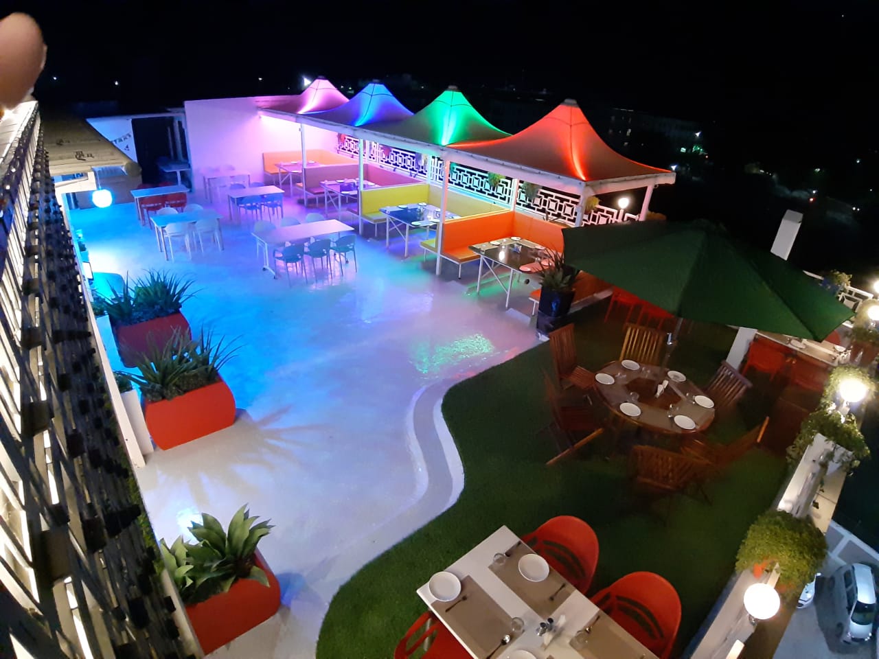 Rooftop Restaurant Hotel The Grand Piano