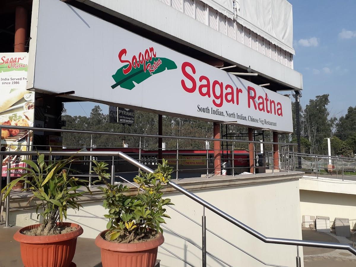 SAGAR RATNA (PURE VEG.)