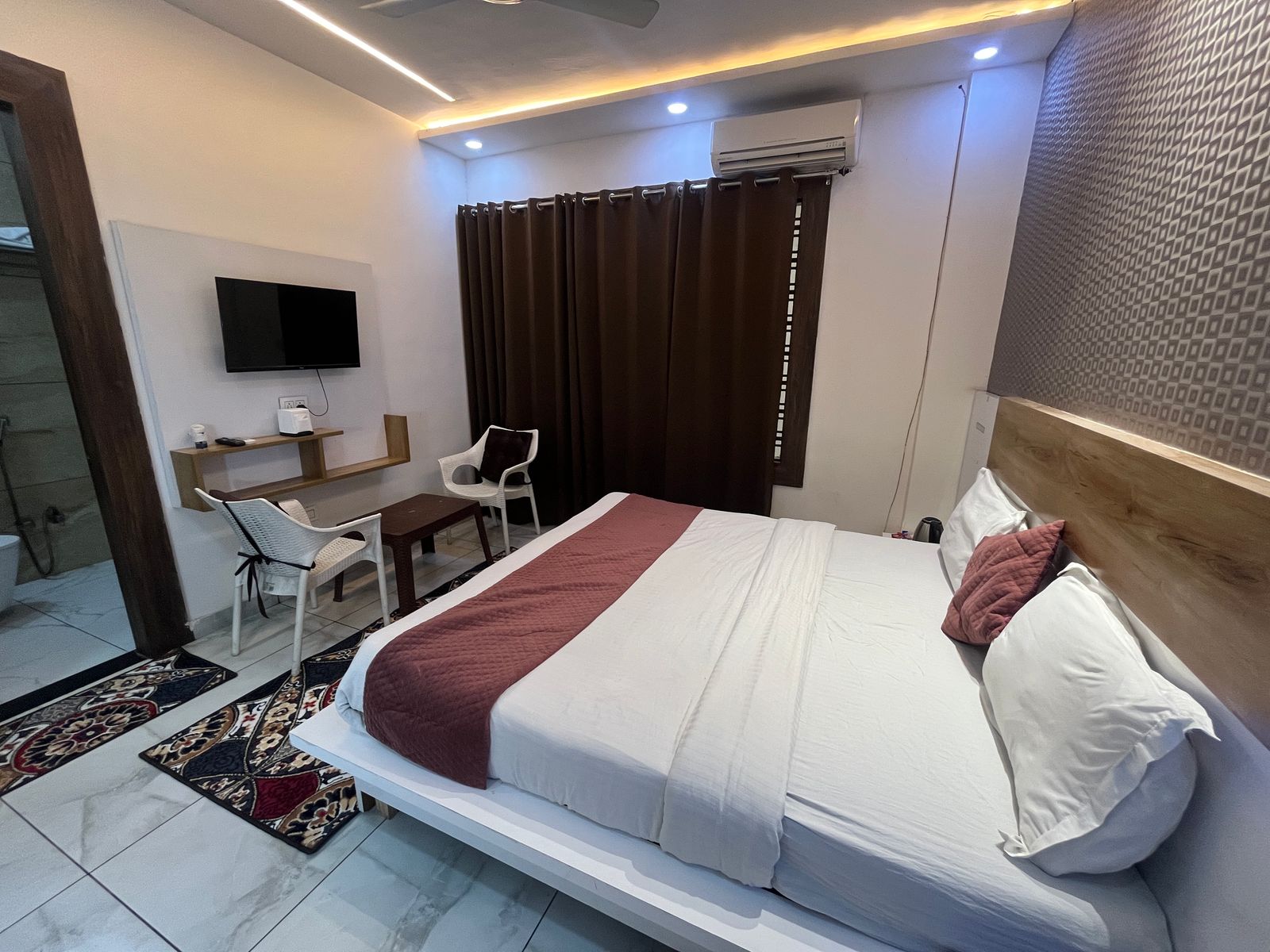 Photos of Hotel Amaresh - Hotel in Panipat