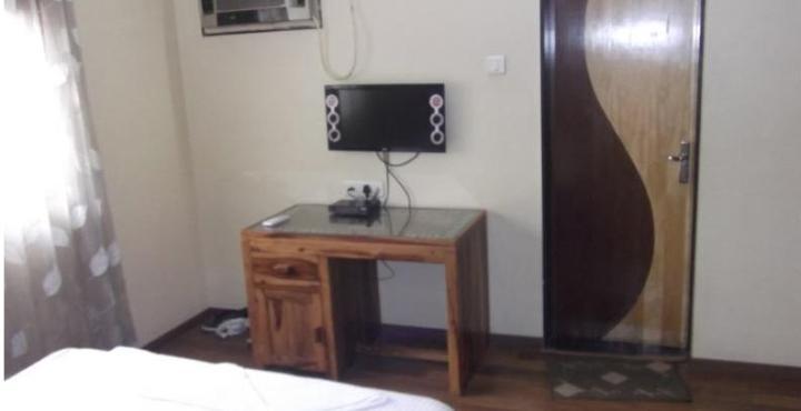 Honey Hospitality Service Apt Hinjewadi Aundh Phase One, Pune Honey Hospitality Service Apt Hinjewadi Aundh Phase One, Pune
