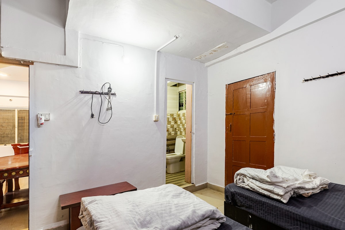 aryan home stay 𝗕𝗢𝗢𝗞 Bangalore Homestay