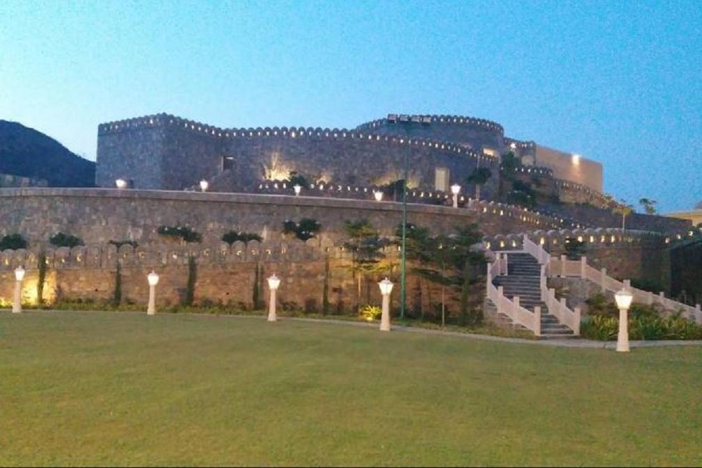 Ramada Resort