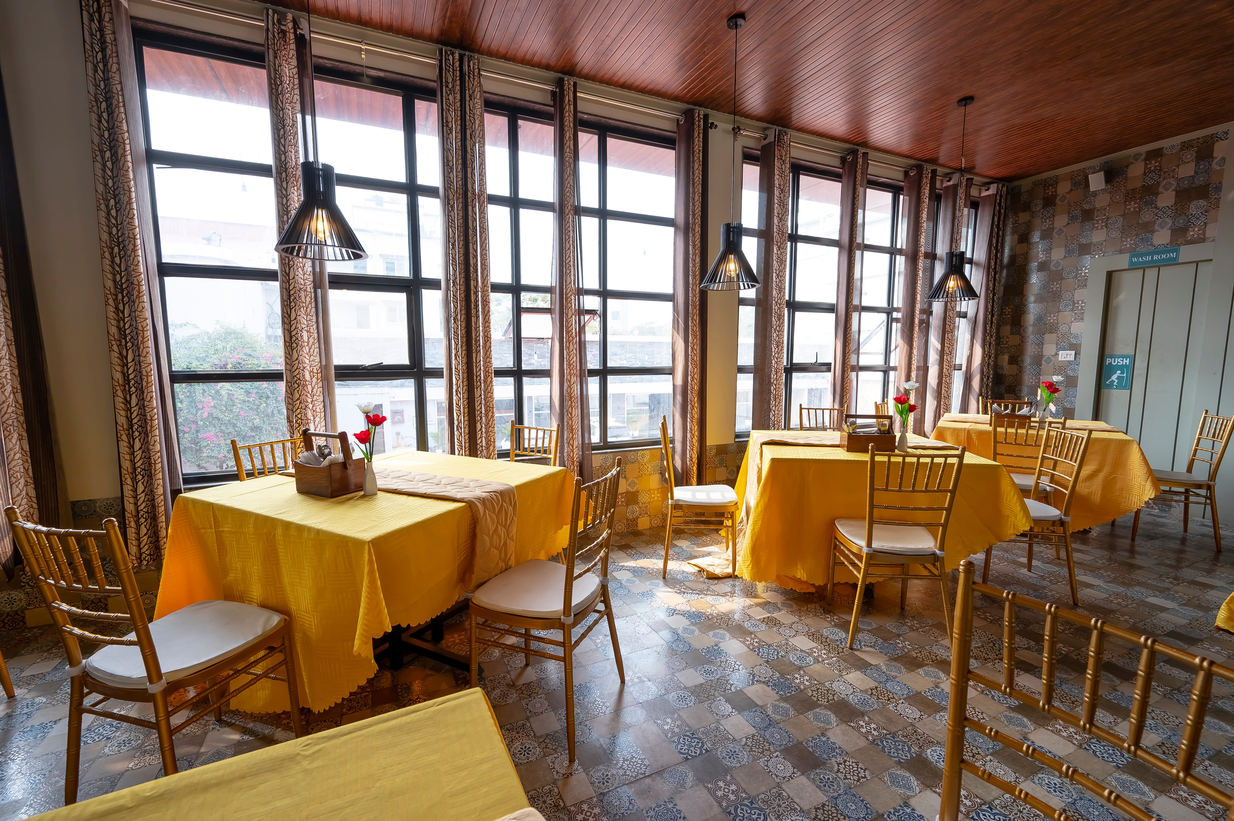 THE LOFT CAF'E RESTAURANT
