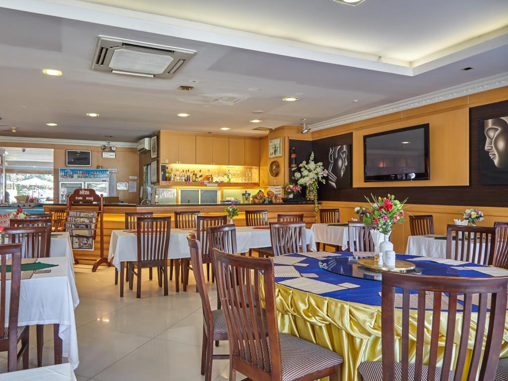Metro Restaurant & Cafe