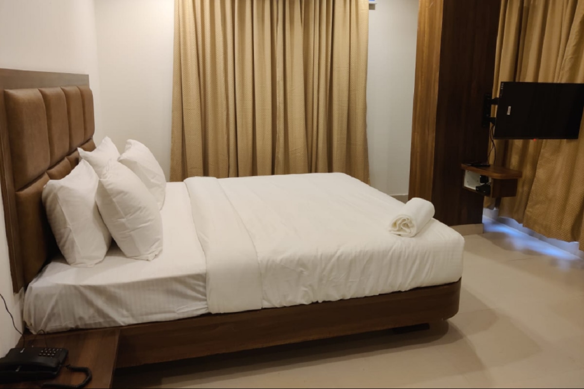Relax Inj Relax Inn 𝗕𝗢𝗢𝗞 Bangalore Hotel
