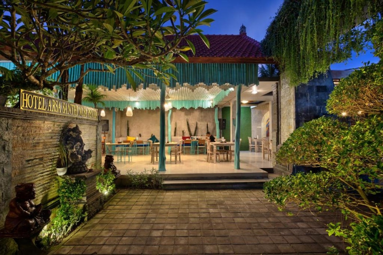 Arsa Santhi Restaurant