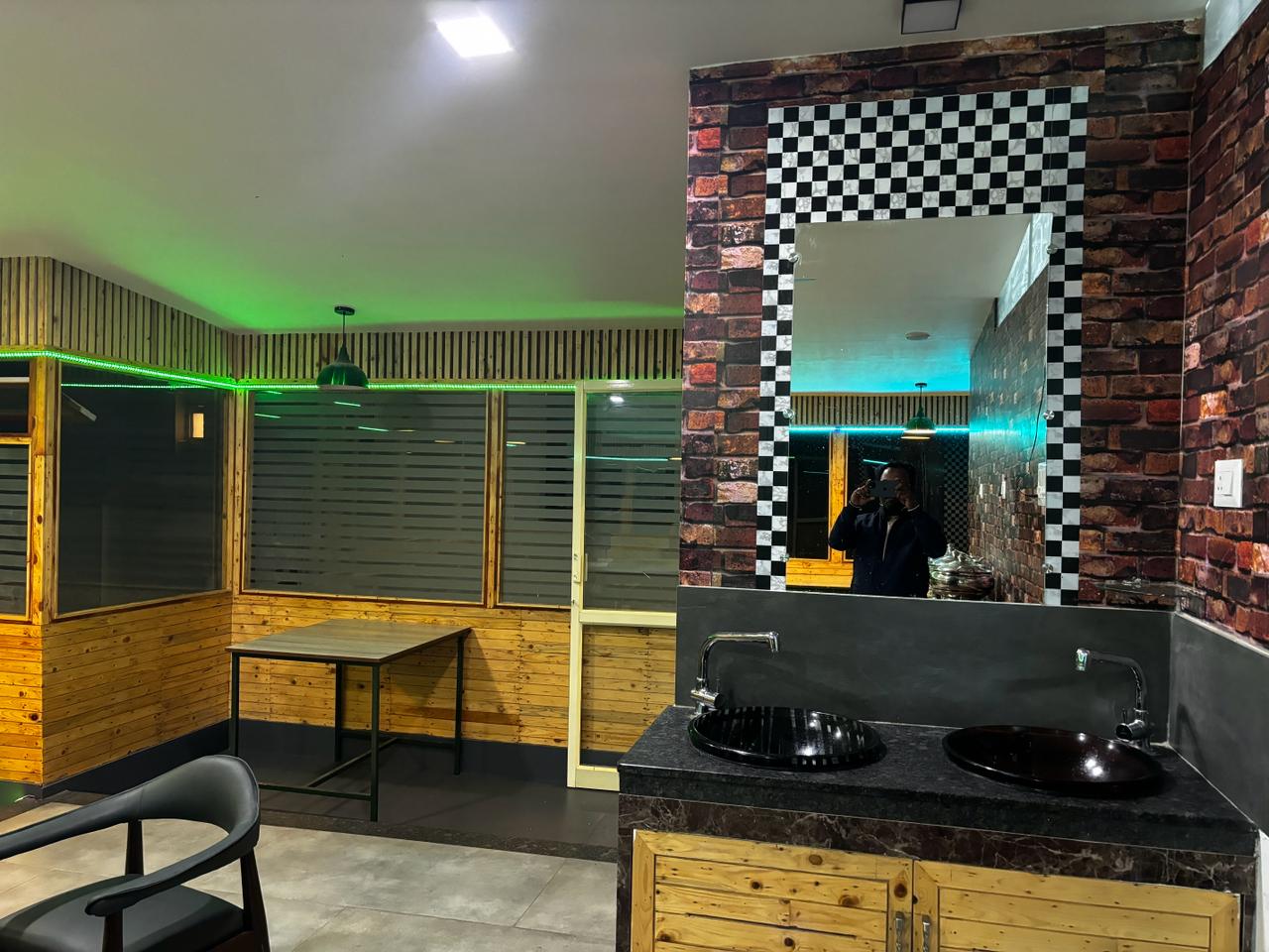 JACKS KITCHEN