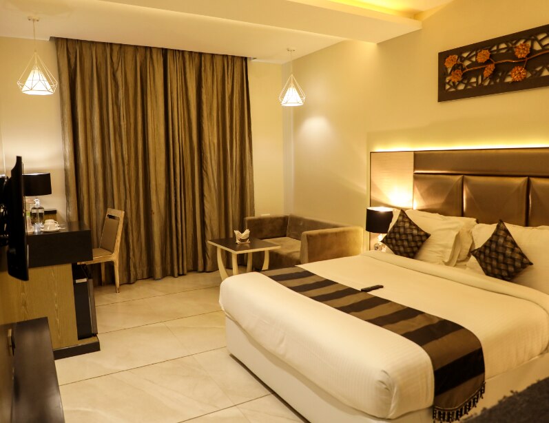 Hotel Mittal Avenue Paradise Ujjain INR 600 OFF   2  0  0  0  