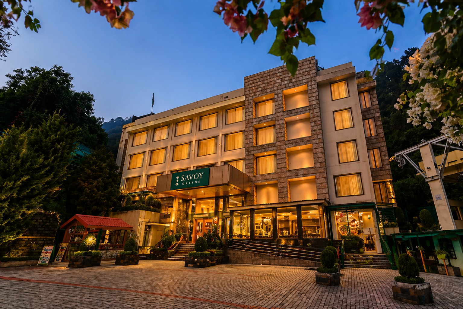 Jabli Savoy Greens Jabli 𝗕𝗢𝗢𝗞 Kasauli Hotel