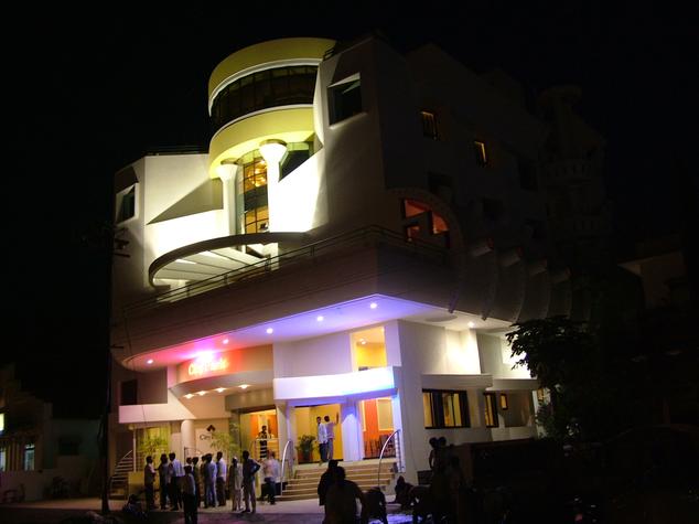 HOTEL CITY PARK - Murarjipeth, Solapur