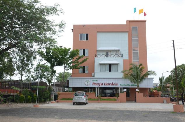 HOTEL POOJA GARDEN AND LODGING - Latur Fata, Nanded