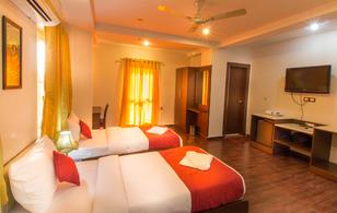 Book Budget Hotels In Siliguri Redbus Chas Rajdarbar Hotel And Banquet