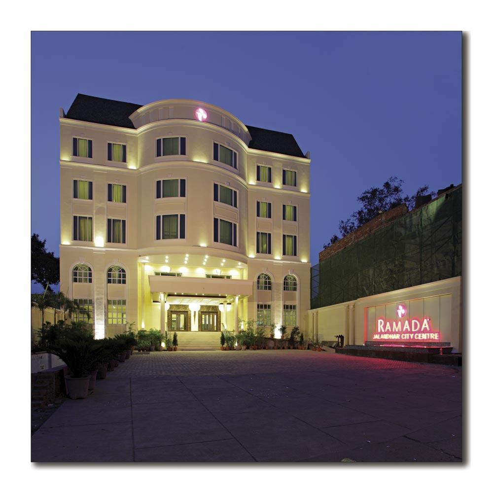 Book Hotels Near Jalandhar City Railway Station Redbus In Hotel Ramada Jalandhar City Centre