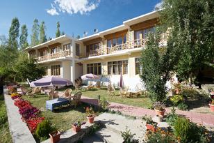 366 Hotels In Leh With Upto 50 Off Book 400 Goibibo Hotel Sangto Villa Tukcha Road Leh