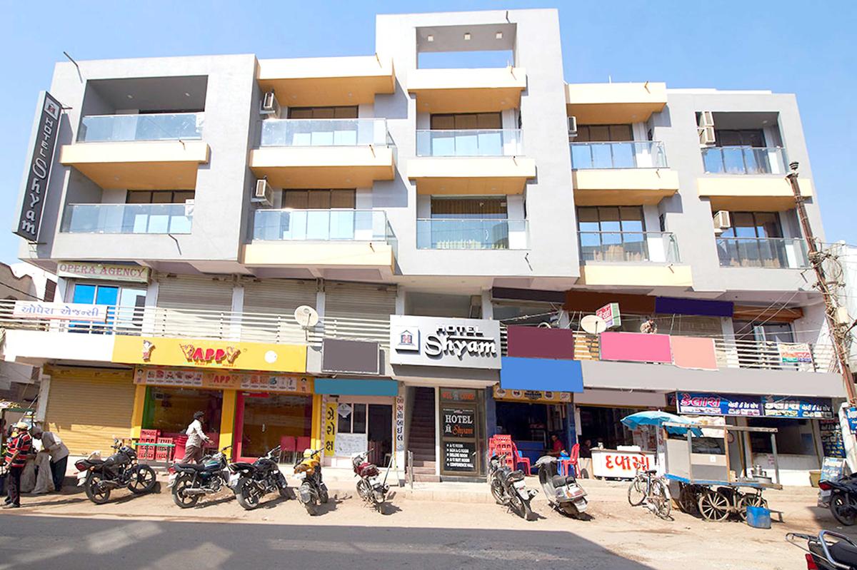 Book Hotels Near Somnath Temple Redbus In Book Hotels Near Somnath Temple