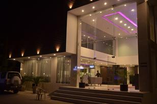 3 Star Hotels In Vadodara Book Online 755 Goibibo Hotel Veronica Alkapuri Vadodara
