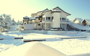 Book 4 Star Hotels In Shimla Price Starts Goibibo Koti Resorts Mashobra Shimla