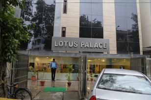 Book Hotels Near Indraprastha Apollo Hospitals Delhi Redbus In Lotus Palace