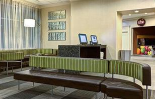 Radisson Hotel Suites Fallsview Niagara Falls Reviews Photos Hotelier Photos29 Photos