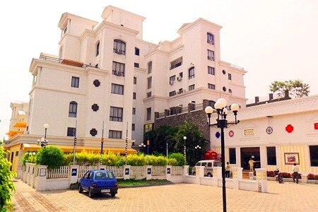 Beverly Hills, Pune Beverly Hills, Pune