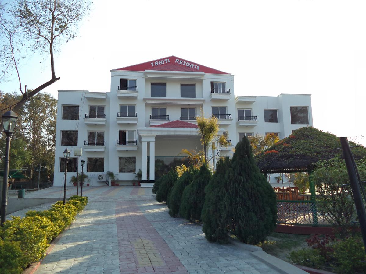 TAHITI RESORT Begusarai Reviews, Photos & Offers