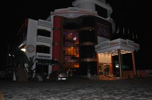 Hotels In Chalakudy Thrissur Book Room At 1200 Goibibo Varsha International Chalakudy Thrissur